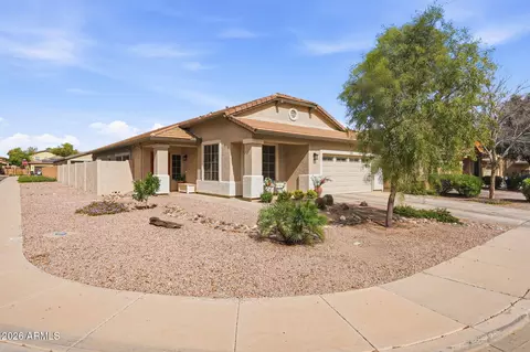 332 W Seven Seas Dr, Casa Grande, AZ 85122