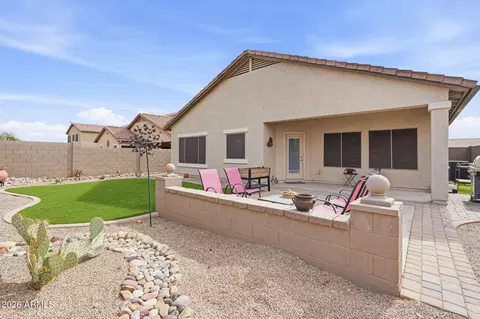332 W Seven Seas Dr, Casa Grande, AZ 85122