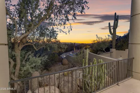 Exterior - 8812 E Palm Ln, Mesa, AZ 85207 photo 17 of 20