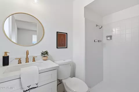 Bath - 1427 S Delaware Dr, Apache Junction, AZ 85120 photo 1 of 1