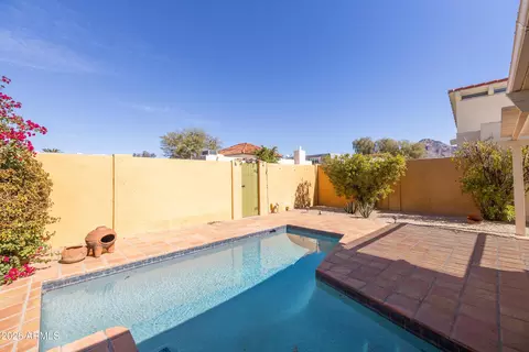 Exterior - 1302 E Nicolet Ave, Phoenix, AZ 85020 photo 3 of 7