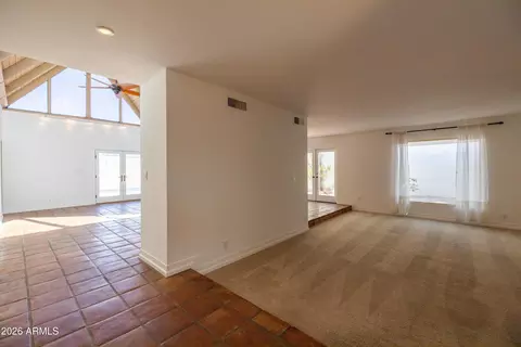 Living - 1302 E Nicolet Ave, Phoenix, AZ 85020 photo 1 of 3