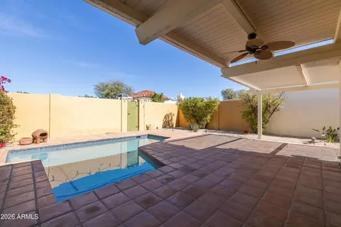 Exterior - 1302 E Nicolet Ave, Phoenix, AZ 85020 photo 2 of 7