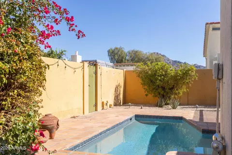 Exterior - 1302 E Nicolet Ave, Phoenix, AZ 85020 photo 6 of 7