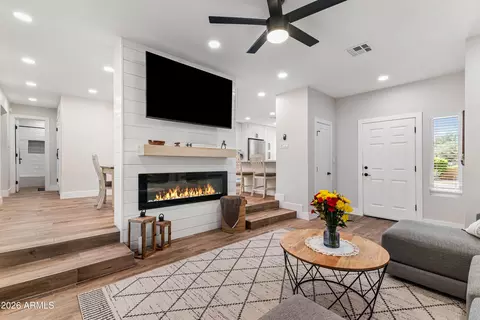 8787 E Mountain View Rd #1019, Scottsdale, AZ 85258