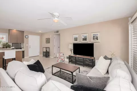 47 E Royal Palm Rd, Phoenix, AZ 85020 photo 5