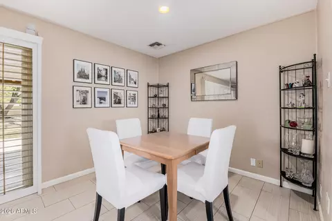 47 E Royal Palm Rd, Phoenix, AZ 85020 photo 8