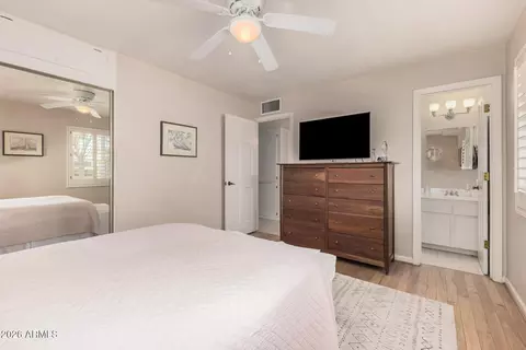 47 E Royal Palm Rd, Phoenix, AZ 85020 photo 15