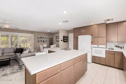 47 E Royal Palm Rd, Phoenix, AZ 85020 photo 12