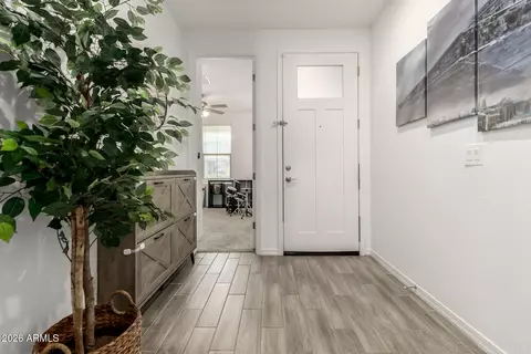Entry Way - 7456 E Olla Ave, Mesa, AZ 85212 photo 1 of 8