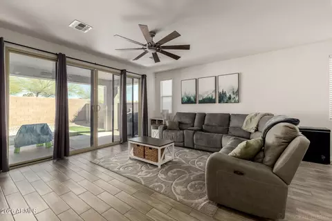 Living - 7456 E Olla Ave, Mesa, AZ 85212 photo 1 of 1