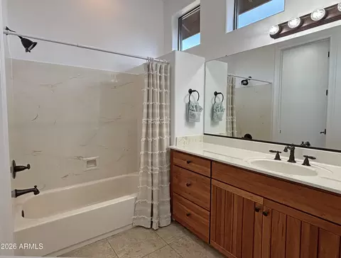 Bath - 1704 E Snap Dragon Ct, Payson, AZ 85541 photo 3 of 4