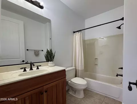 Bath - 1704 E Snap Dragon Ct, Payson, AZ 85541 photo 4 of 4