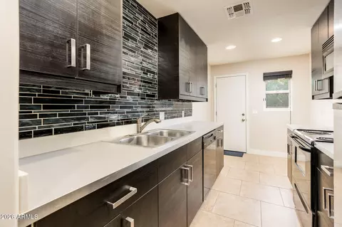 Kitchen - 1225 E Campbell Ave, Phoenix, AZ 85014 photo 1 of 2