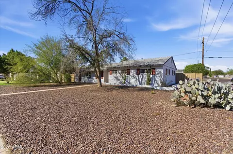Exterior - 940 E Berridge Ln, Phoenix, AZ 85014 photo 5 of 5