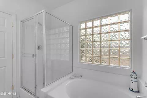 Bath - 3724 E Derringer Way, Gilbert, AZ 85297 photo 2 of 3