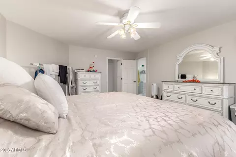 Bedroom - 1038 E Harrison Ct, Gilbert, AZ 85295 photo 3 of 5