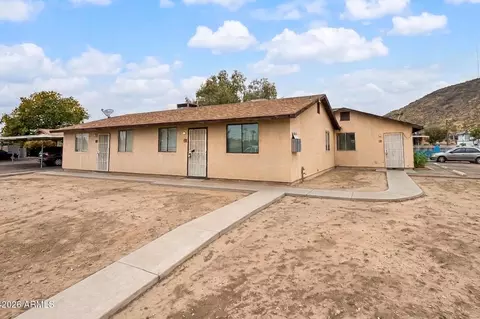 1702 W Shangri La Rd, Phoenix, AZ 85029