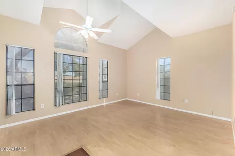 8888 N 47th Ave #141, Glendale, AZ 85302