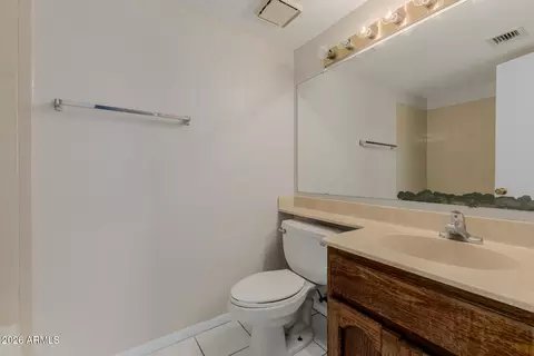 Bath - 720 E Alice Ave #107, Phoenix, AZ 85020 photo 1 of 2