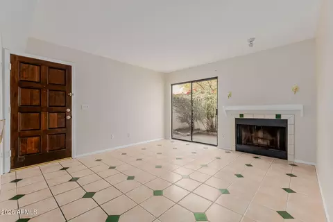Living - 720 E Alice Ave #107, Phoenix, AZ 85020 photo 1 of 3