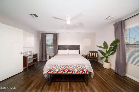Bedroom - 1910 E Missouri Ave, Phoenix, AZ 85016 photo 3 of 6