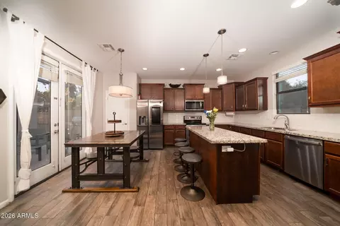 Kitchen - 1910 E Missouri Ave, Phoenix, AZ 85016 photo 2 of 2