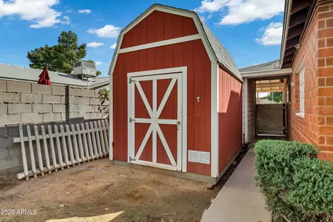 Exterior - 2842 E Cheery Lynn Rd, Phoenix, AZ 85016 photo 8 of 8