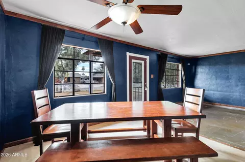 Dining - 2842 E Cheery Lynn Rd, Phoenix, AZ 85016 photo 2 of 2