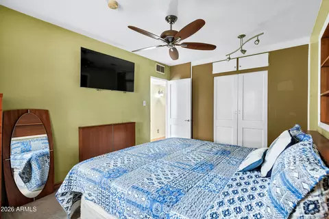 Bedroom - 2842 E Cheery Lynn Rd, Phoenix, AZ 85016 photo 3 of 4