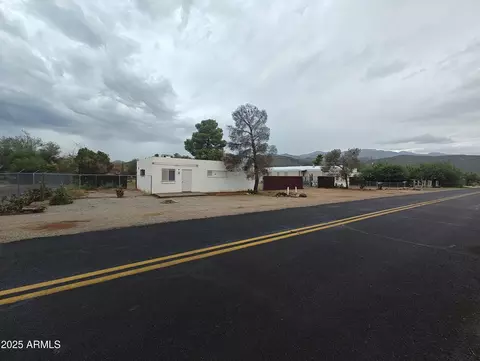 34440 S Ann Black St, Black Canyon City, AZ 85324