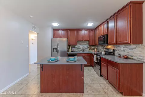 Kitchen - 1611 El Parque Dr, Tempe, AZ 85282 photo 2 of 4