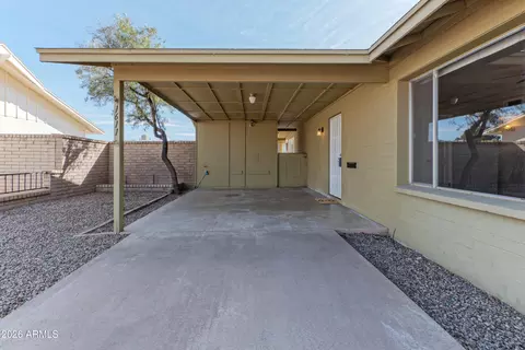 Exterior - 1611 El Parque Dr, Tempe, AZ 85282 photo 2 of 5