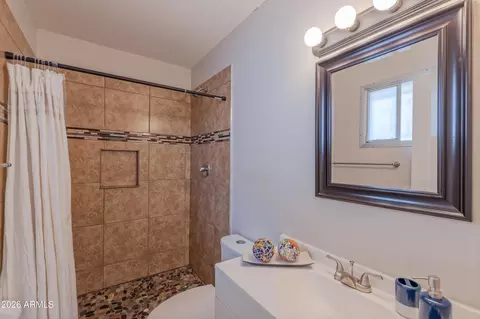 Bath - 1611 El Parque Dr, Tempe, AZ 85282 photo 1 of 2