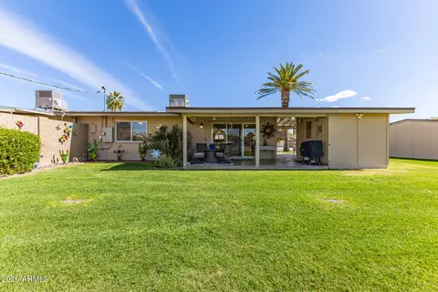11038 N Coggins Dr, Sun City, AZ 85351