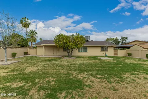Exterior - 3835 E Altadena Ave, Phoenix, AZ 85028 photo 4 of 5