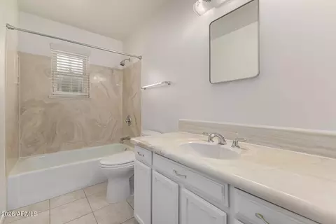 Bath - 3835 E Altadena Ave, Phoenix, AZ 85028 photo 3 of 3