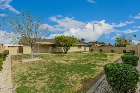 Exterior - 3835 E Altadena Ave, Phoenix, AZ 85028 photo 3 of 5