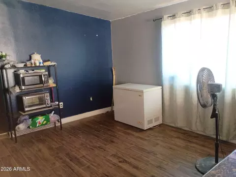 1914 E Illini St, Phoenix, AZ 85040 photo 9
