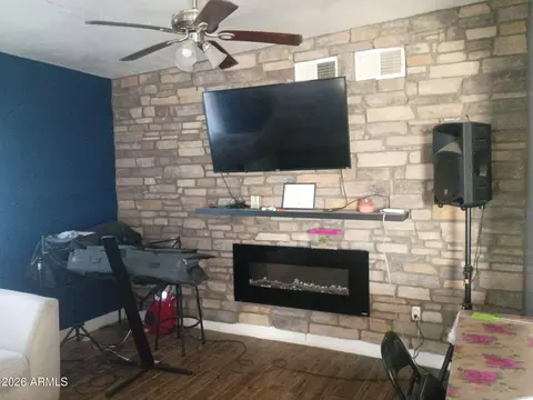 1914 E Illini St, Phoenix, AZ 85040 photo 10
