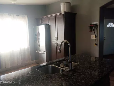 1914 E Illini St, Phoenix, AZ 85040 photo 5