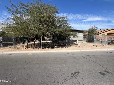 1914 E Illini St, Phoenix, AZ 85040 photo 2