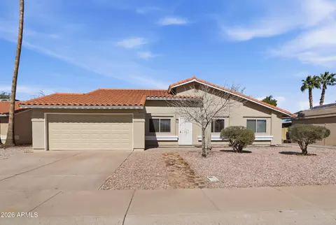 2224 W Manor St, Chandler, AZ 85224