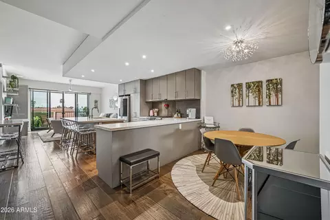 2300 E Campbell Ave #405, Phoenix, AZ 85016