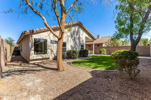 Exterior - 669 E Cathy Dr, Gilbert, AZ 85296 photo 7 of 8