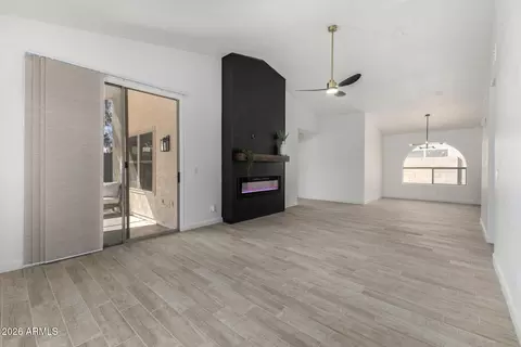 Living - 669 E Cathy Dr, Gilbert, AZ 85296 photo 2 of 4