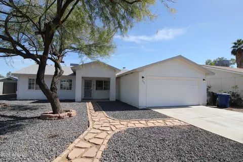 523 N Criss St, Chandler, AZ 85226