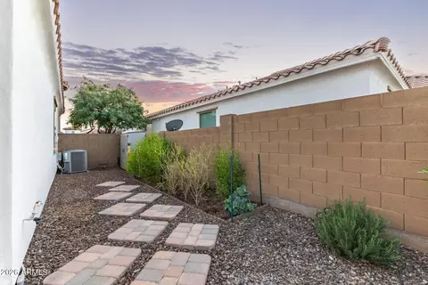 Exterior - 10704 E Hawk Ave, Mesa, AZ 85212 photo 9 of 16