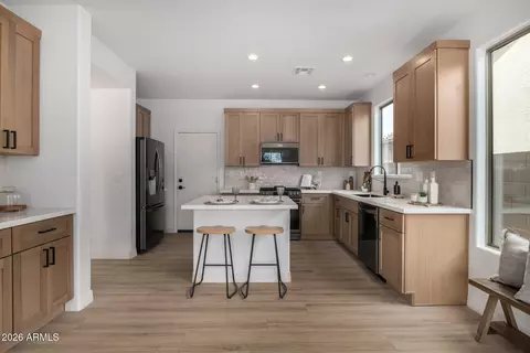 1821 W Kuralt Dr, Anthem, AZ 85086