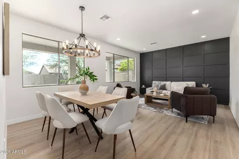 1821 W Kuralt Dr, Anthem, AZ 85086